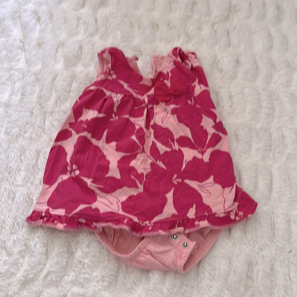 Baby girl dress with built in bloomers size 24 months.